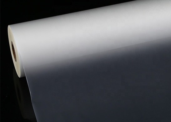Good price 25 μm Matte PET Anti-Scruff Film 900mm Width Η απόλυτη λύση για τις συσκευασίες φαρμάκων τροφίμων και ηλεκτρονικών συσκευασιών σε απευθείας σύνδεση