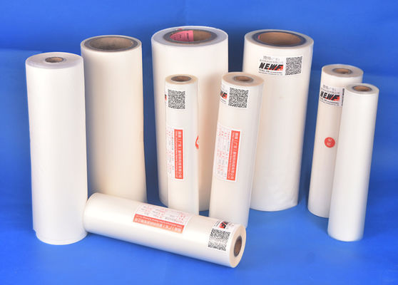 Good price 125 Mic στιλπνή ταινία 2000m PET η προστατευτική EVA ελασματοποίησης λειωμένων μετάλλων 3 ίντσας καυτή σε απευθείας σύνδεση