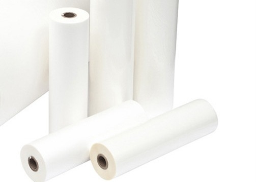 Good price 30mic PET θερμική ταινία συσκευασίας ρολ, γυαλιστερή PET Eva ταινία κολλήματος επιφανειοποίησης εφαρμόζεται σε μηχανή επιφανειοποίησης σε απευθείας σύνδεση