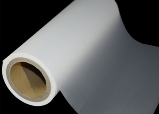 Good price Αντιστατική ταινία θερμής λαμίνωσης PET 22mic με γυαλιστερή επιφάνεια και προστρωμένο στρώμα κόλλας σε απευθείας σύνδεση